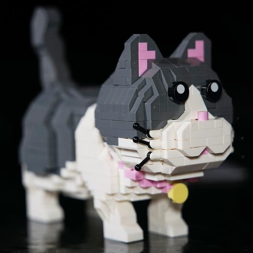 Myweyde Black Cat Building Blocks, Micro Building Blocks Cats, Cute Animal Series Micro Mini Building Blocks Kit, Cat Mini Building Blocks for Boys & Girls (Cat - 673Pcs)