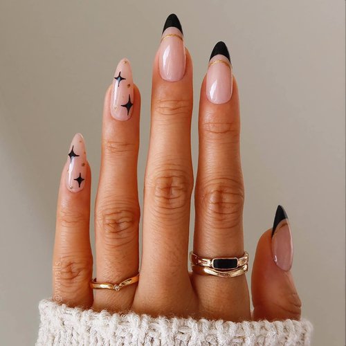 Vaveah 24 Pcs Press on Nails Medium, Acrylic Stiletto Fake Nails with Stars, False Nails with Nail Glue on Nails for Women (Black French and Stars)