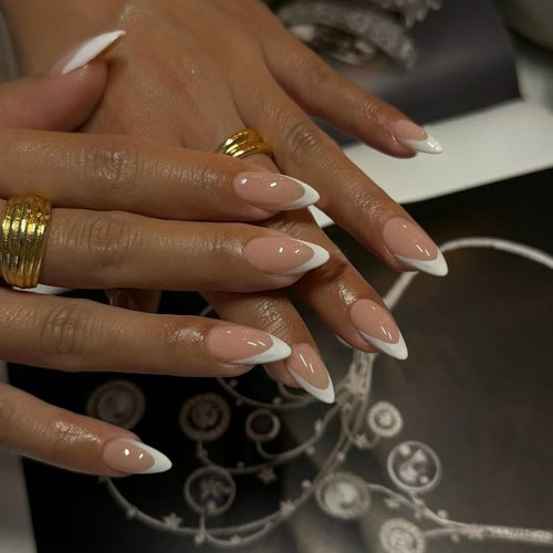 KQueenest 30 Pcs White French Tip Press on Nails Short Almond Nails Acrylic, Natural Nude Pink Medium Fake Nails Press ons, Classic Glue on Nails Short, Gel French Nails for Women DIY Manicure