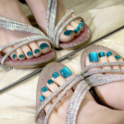 Fantasticlady Fake Toenails Mirror Square Short Toe Press on Nails,Blue cat eye Toe Nails, Glitter Press on Toenails,Solid Color Design,Summer,Acrylic nails for Women(24 pcs)
