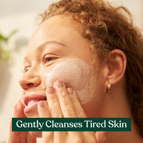 The Body Shop Edelweiss Cleansing Concentrate – Facial Cleanser – Gently Cleanses Tired, Dehydrated Skin– Vegan – 100ml