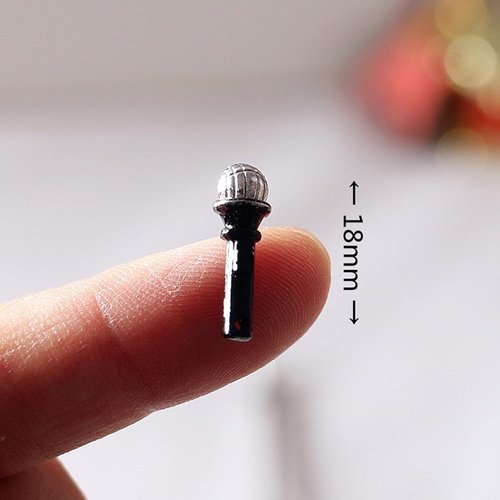 1/12 Dollhouse Miniature Accessories,Metal Microphone with Stand,Music Room Recording Room Studio Decoration