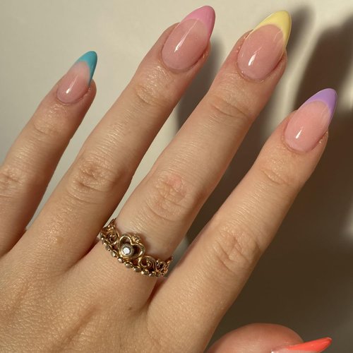 Glamermaid Press on Nails Colorful French Tip, Medium Almond Nude Fake Nails, Short Oval Round Glue on Nails Short Stick on Nails Gel Set, Glitter Shrimmer Acrylic Stiletto False Nail Kit for Women