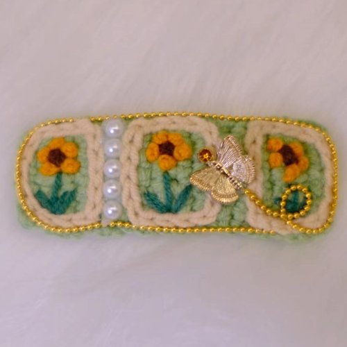 DUOTAOII Flower Hair Clips, Crochet Snap Hair Clips For Styling, Butterfly Hair Barrettes Sunflower Pearl Vintage Country Style Designs, Hand Embroidered Woven Hair Accessories For Women Girls 1PCS