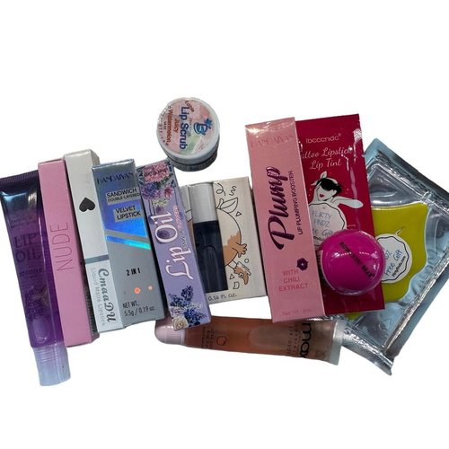 Lip Lover's Lip Kit, Berries and Browns, 10 Lip Products, 1 Lip Scrub, 1 Lip Balm, Several Lip Glosses/Oils, Several Lip Products in The Shades of Berries and Browns, Lipsticks, Lip gloss, Lip Stains