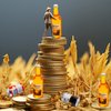 1:12 Scale 11 Pcs Miniature Beer Bottles and Beer Cans Mini House Drink Accessories for Fairy Garden Pub Bar Decoration Dollhouse Beer Glass Model