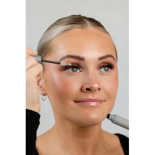 Winkclique Eyelash Growth Serum for Longer, Thicker Lashes - Advanced Lash Enhancing Treatment for Natural Lashes, Extensions & Eyebrows