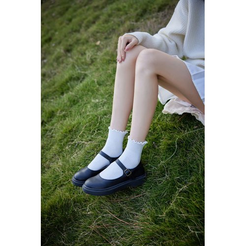 AMHRLINGTO Cute Ruffle Ankle Socks for Women - Soft Cotton Knit Lettuce Low Cut Frilly Crew Socks (White-3 Pairs-Low Cut)