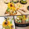 QLT QIAOLETONG Flower Bouquet Building Sets, Animals Flowers Botanical Collection 548 PCS Mini Bricks Building Blocks Toy for Adults, Valentine's Day for Her (Bee)