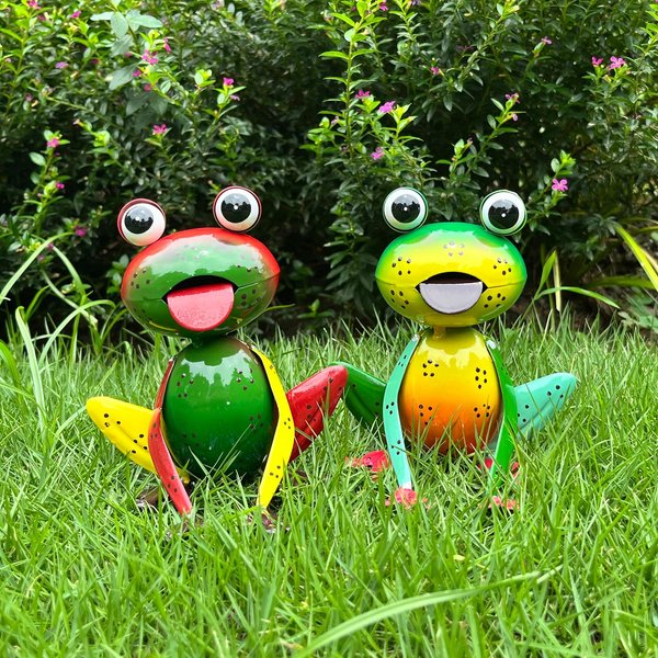 Cruis Cuka Metal Yard Art Garden Decor for Outside Cute Frog Lawn Patio Ornaments Backyard Porch Decorations - Set of 2(Yellow,Green)