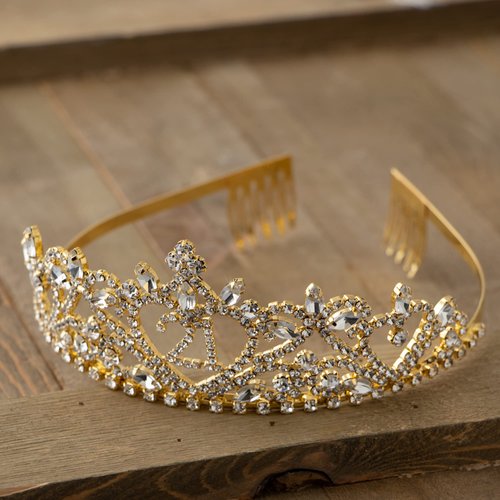 Ella Celebration 21 Gold Tiara for 21st Birthday Party, Golden Birthday Girl Crown (Gold)