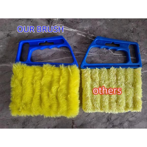 Blue Handheld Mini Blinds Cleaner Shutters, Curtain Brush Dust Remover Orange with 7 Removable Microfiber Sleeves, Air Conditioning Home Gadgets, Car Vents, Fan Shutters (Blue, with 7 blades)