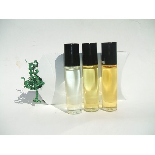 zeldas Nubian Musk, Egyptian Vanilla and Vanilla Body Oil Qty. 3 w/Gift Box !