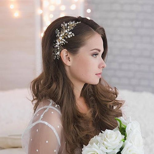 Kercisbeauty Wedding Bridal Bridesmaids Flower Girl Crystal and Pearl Side Hair Comb Slide Headpiece Long Curly Bun Hair Accessories for Prom (Silver)