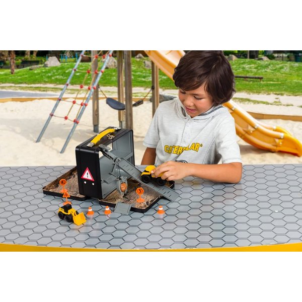 CAT Construction Toys, Store N Go Construction Playset with Travel Case, Ages 3+, 2 Little Machines Vehicles & Assortment of Construction Site Accessories, Quality, Durable & Realistic