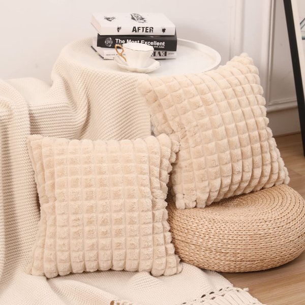 MANDIOO Set of 2 Super Soft Plush Faux Fur Throw Pillow Covers 22x22 Inch,Plaid Texture Modern Luxury Decorative Pillow Case Cushion Cover for Home Decor Sofa Couch Bed Farmhouse,Beige