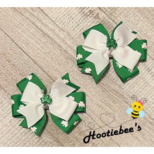 Shamrock Toddler Hair Bow Set