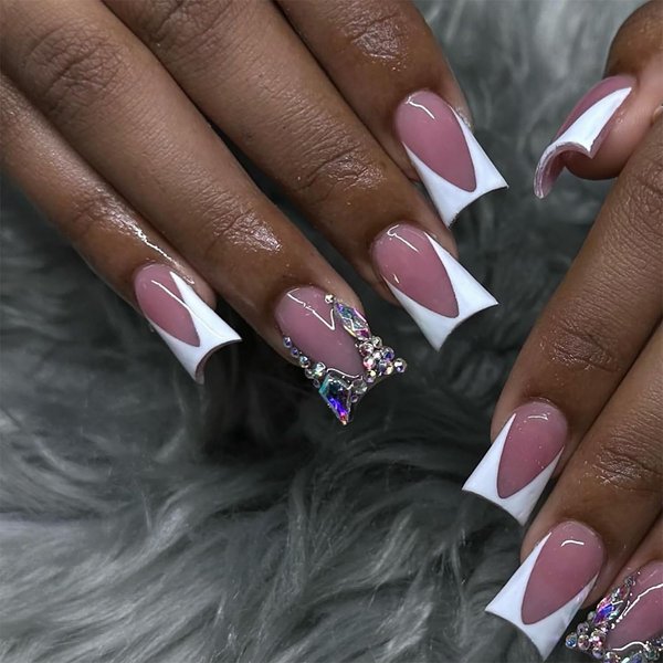 24 Pcs Duck Nails Cute Press on Nails Medium RIICFDD French Fake Nails with Rhinestone Designs Glossy White Tips Nude Pink Full Cover False Nails Stick on Nails for Women Girls
