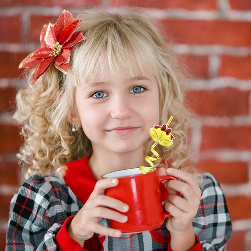 uoyoi Christmas Party Favors 24pcs Christmas Theme Straws Santa Christmas Tree Bells Gingerbread Elk Snowman Gift Box Candy Cane Straws for Xmas Party Supplies Decorations with 2 Cleaning Brushes