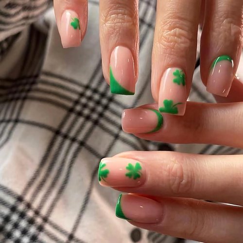 St. Patrick's Day Press on Nails Medium Square Fake Nails Green Shamrocks Design Glue on Nails Glossy Acrylic False Nails Stick on Nails for Women Girls Nail Decorations 24Pcs