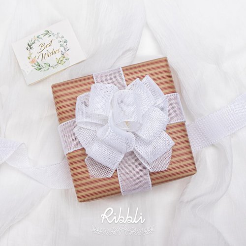 Ribbli White Burlap Wired Ribbon,1-1/2 Inch x 10 Yard,Cross Royal Burlap Wired Edge Ribbon for Big Bow,Wreath,Tree Decoration,Outdoor Decoration