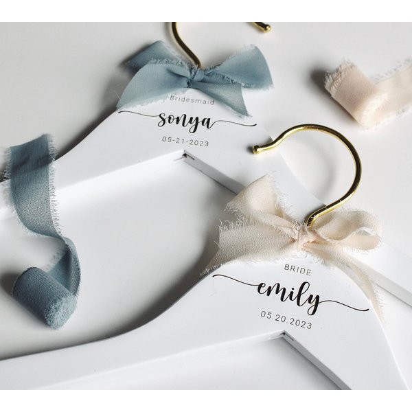 Personalized Bridesmaid Hangers - Custom Wedding Hangers - Bridal Dress Hanger