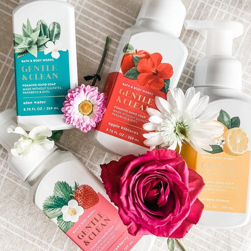 Bath & Body Works Shea & Vitamin E Lotion Paris Pink Champagne & Tulips