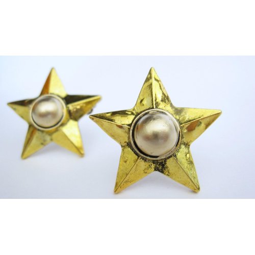 Small distressed vintage look gold star hair clip barrette (set of two)