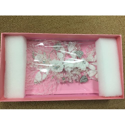 Natural AHA Exfoliating Cleanser by Yurevna 3.4 fl oz / 100ml (Used in daily skincare routine) Daily Scrub for all skin types