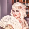 BABEYOND Cotton Lace Folding Handheld Fan Embroidered Bridal Hand Fan with Bamboo Staves for Wedding Decoration Dancing Party (Beige)