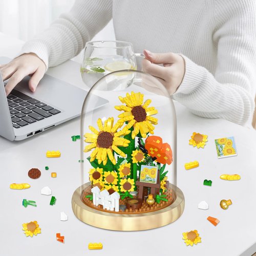 ZYLEGEN Sunflower Bouquets Building Toy with Dust Cover,Creative Project for Home/Office Desk Décor,Idea Housewarming Creative Toy for Mom Woman Adults(558Pcs)