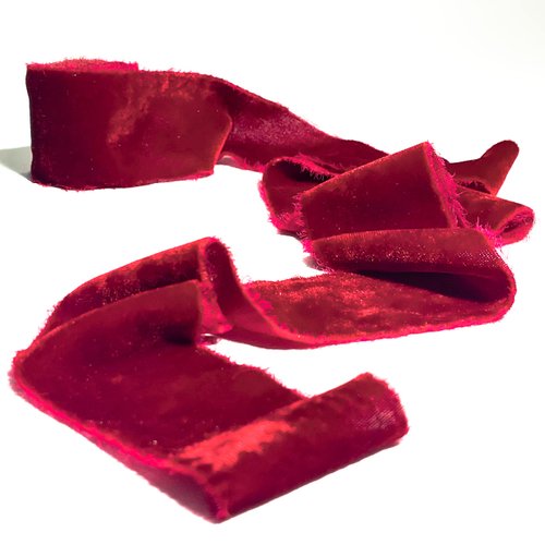 Groovely Velvet Ribbon for Christmas Tree Ribbon Garland Christmas Ribbon for Gift Wrapping Christmas Ribbon Wired Ribbons for Crafts like Chiffon Ribbon, Burlap Ribbon for Wedding Decorations 2"x3yrd