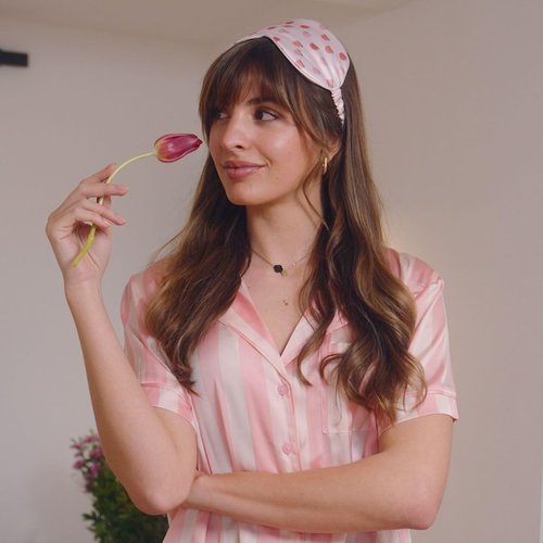 SMUG Satin Sleep Mask & Eye Mask | Travel Sleep Masks for Women & Men | Soft Sleeping Eye Mask to Nourish Skin & Reduce Dark Circles | Eye Sleep Mask Shades to Block Out Light Peachy