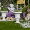 iLAND Miniature Dollhouse Accessories, 2pcs Dollhouse Plants w/Dry Flowers (2pcs Mini Urn Planters w/Flowers)