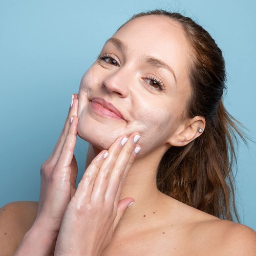 purlisse PINEAPPLE BRIGHT CLEANSING GEL Cruelty-free & clean, Paraben & Sulfate-free, Pineapple brightens skin, Aloe Vera calms and soothes| 3.4 fl oz