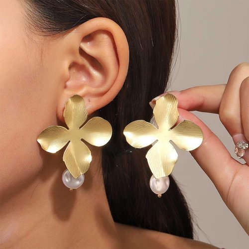 YienDoo Boho Big Flower Drop Earrings Vintage Gold Floral Petal Dangle Earrings Statement French Flower Pearl Drop Earrings Studs Wedding Bridesmaid Earrings Jewelry for Women