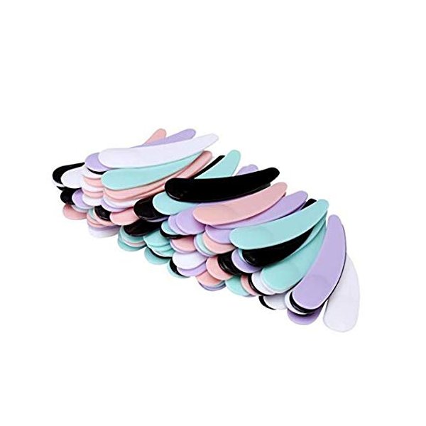 DNHCLL 100PCS Mixed Colors Disposable Mini Curved Cosmetic Spatula Scoop Makeup Mask Spatula Plastic Spoon,Small Makeup Scoop for Mixing and Sampling