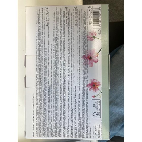 EVE LOM Glow Essentials Set | Includes Cleanser 20ml + half Muslin Cleansing Cloth, Foaming Cream...