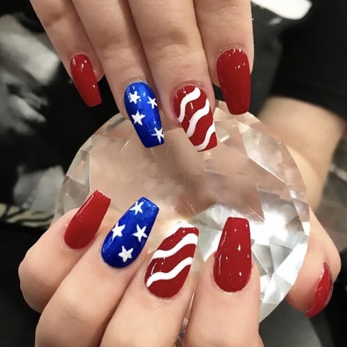 24Pcs Independence Day Press on Nails Medium 4th of July Fake Nails Red White Stripe Star Patriotic False Nails Full Cover Glue on Nails Independence Day Acrylic Nails Stick on Nail for Women Manicure