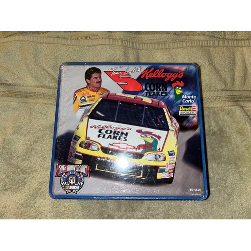 Revell #4139 Nascar 50th Anniversary Collector Tin Terry Labonte #5 Kelloggs Corn Flakes 1/24 Scale Plastic Model Kit