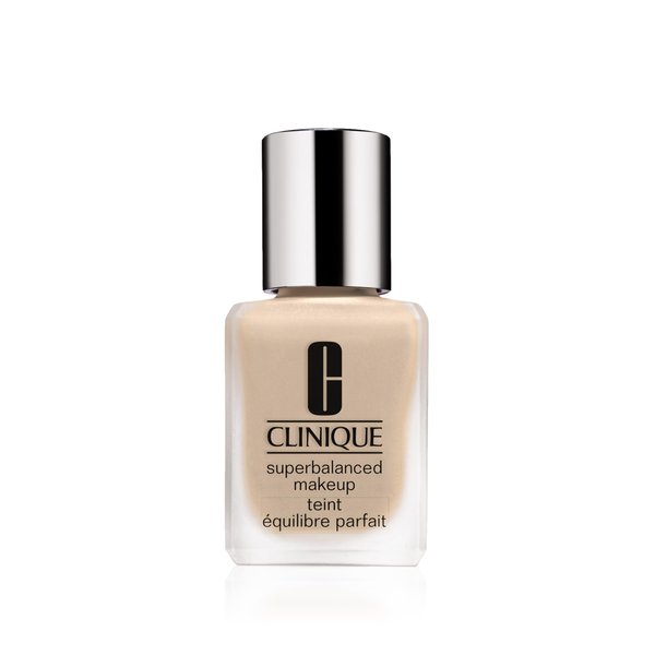 Clinique Superbalanced Oil Free Liquid Foundation Makeup For Dry to Oily Skin Types | Hydrating + Moisturizing, Petal, 1 Fl Oz