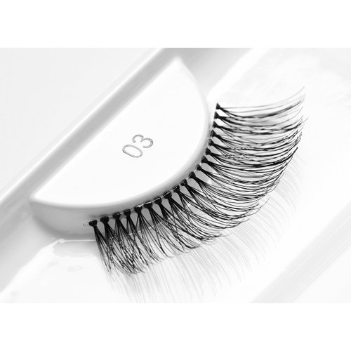 Andra's Wink #03 False Eyelashes, Black