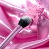 Real Techniques Makeup Setting Brush, For Setting Powder, Loose Powder, & Pressed Powder, Face Makeup Brush, 402 Brush, Sheer Coverage For Highlighter, Synthetic & Cruelty-Free Bristles, 1 Count