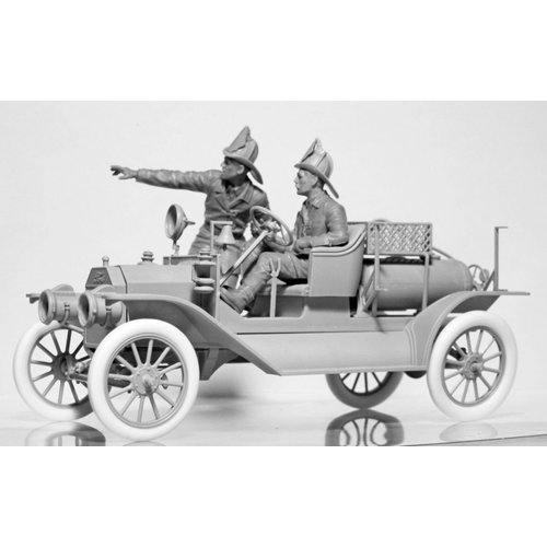 ICM 24006 1/24 SCALE Plastic model kit American Fire Truck Crew 1910s 2 figures