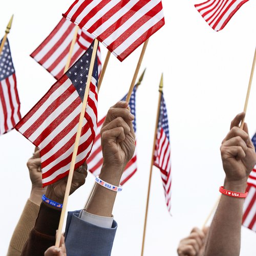 Lesnala 48 Pcs 4th of July Patriotic silicone wristband Independence day party supplies American flag red white and blue bracelets for Party Holiday Decorations Accessories Gift Patriotic party favors