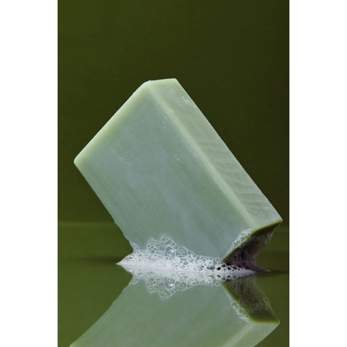 plant apothecary Eucalyptus Soap Bar - Be Well 5oz Scented, Vegan Soap with Shea Butter and Vitamin C for skin, moisturizer and anti-aging protection.
