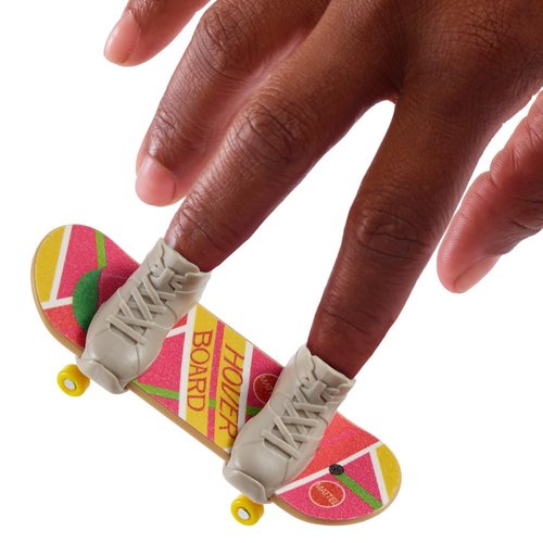 Hot Wheels Mini Skateboard Includes Shoes. 10 cm - Assorted Models