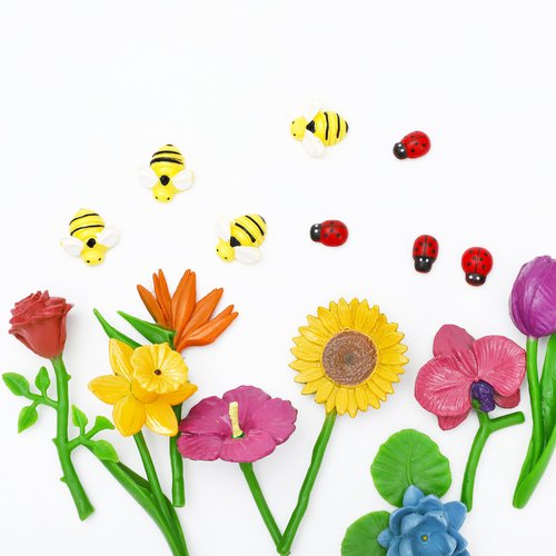ONEST 16 Pieces Mini Flowers Figurines Set Cute Flowers Toys Flowers Decorations Mini Ladybird Bee Decorations for Party Supplies