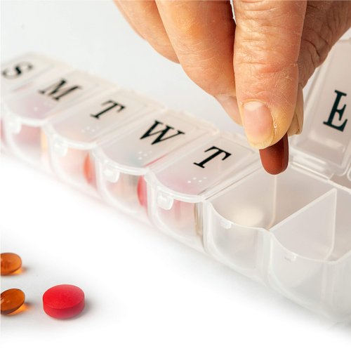 Pill Organizer box Case, 7 daily container compartments, Weekly dosis boxes, Medicine Holder, Ideal for Medication, Vitamin, Supplement, Perfect for travel, Ideal for purse BS0090J