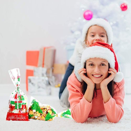 LOKIPA 200 Pcs Christmas Cellophane Treat Bags, Xmas Clear Cello Gift Bags Candy Goodies Bags with Twist Ties for Christmas Party Supplies